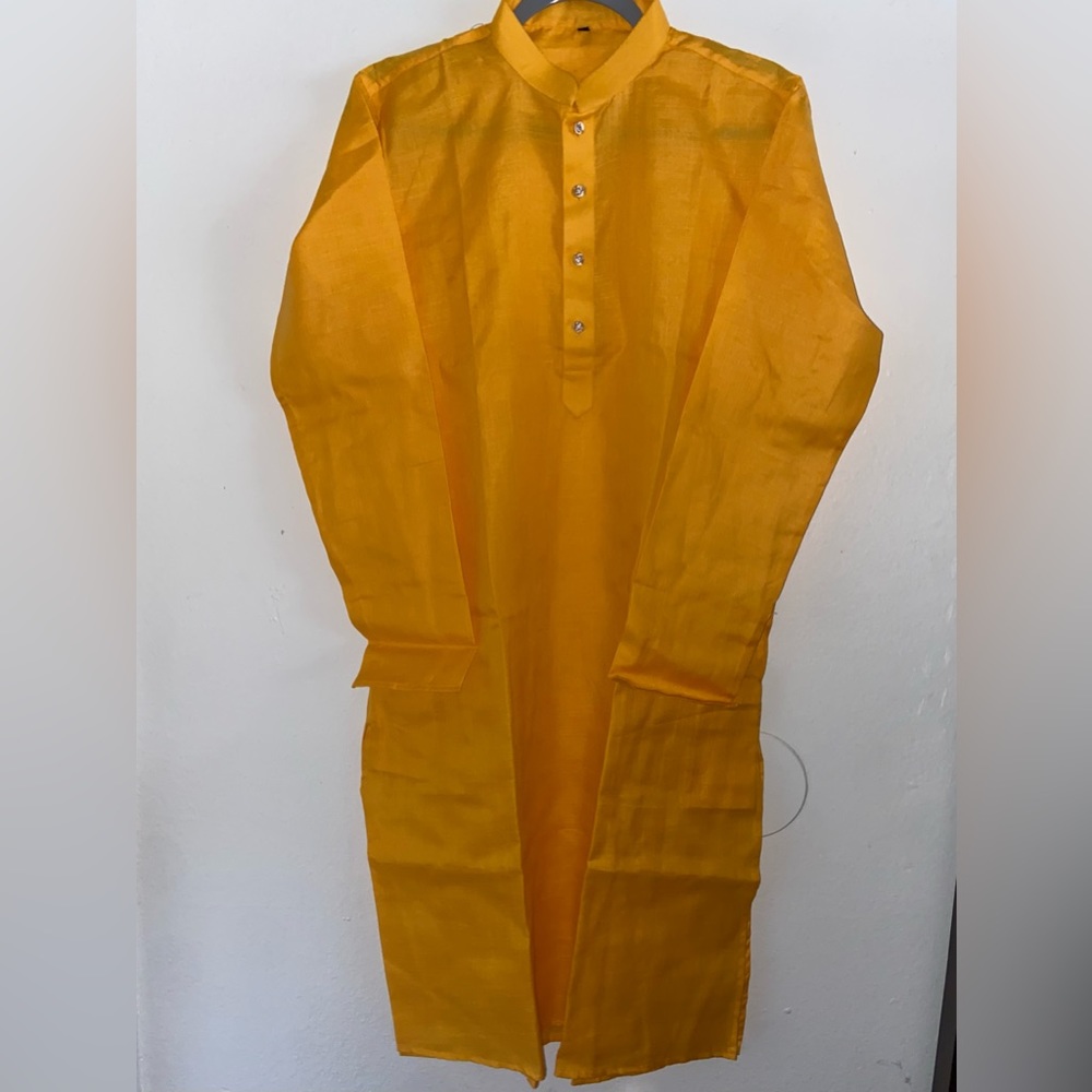 NWT Utsav Men’s Indian Plain Cotton 2pc Kurta Set in Mustard Yellow, Sz 38